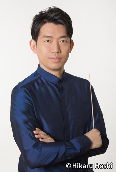 常任指揮者　角田鋼亮　Kosuke TSUNODA